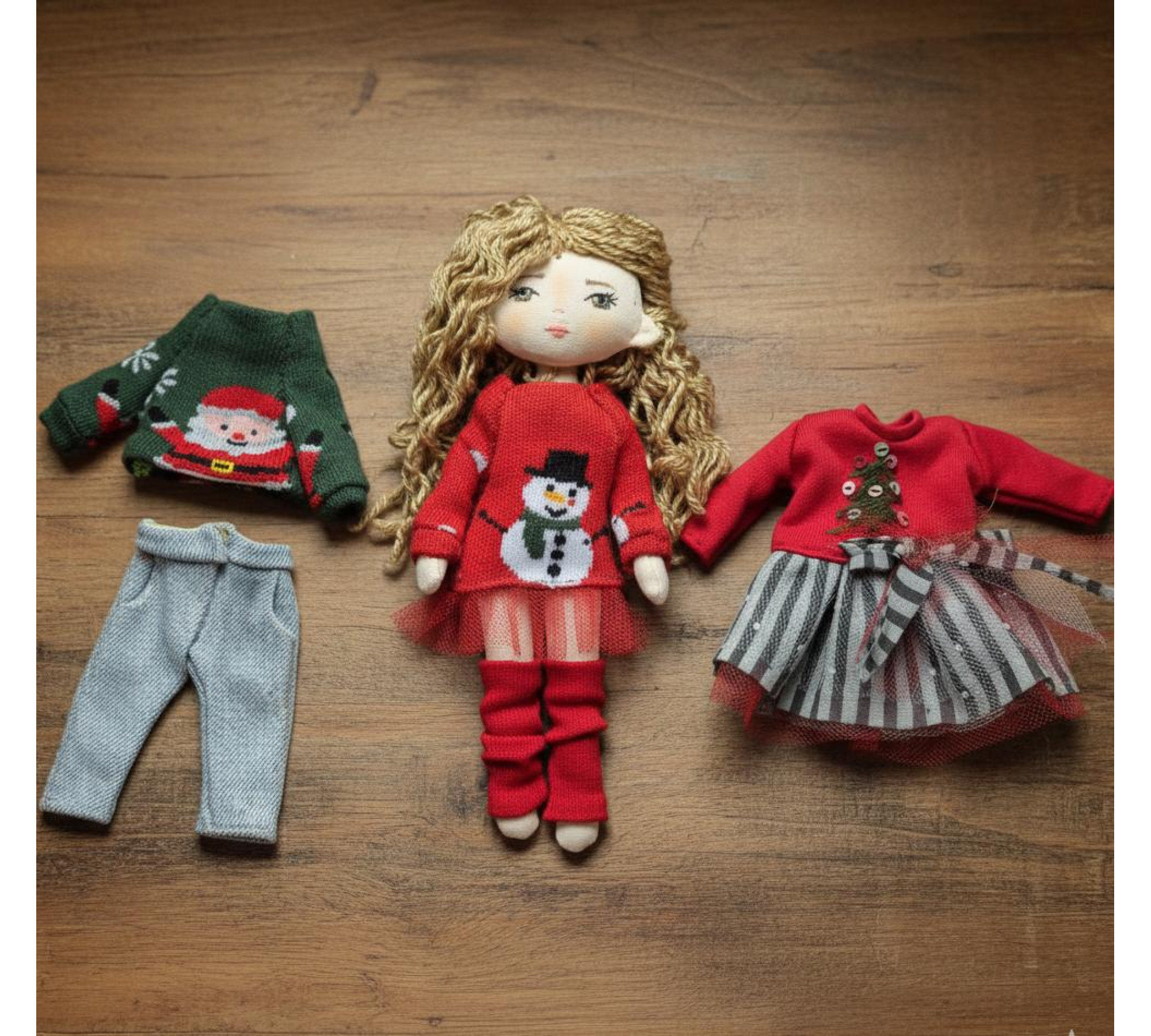 Travel Dollhouse Sewing Pattern PDF – Soft Case with Doll, Outfits and Dog