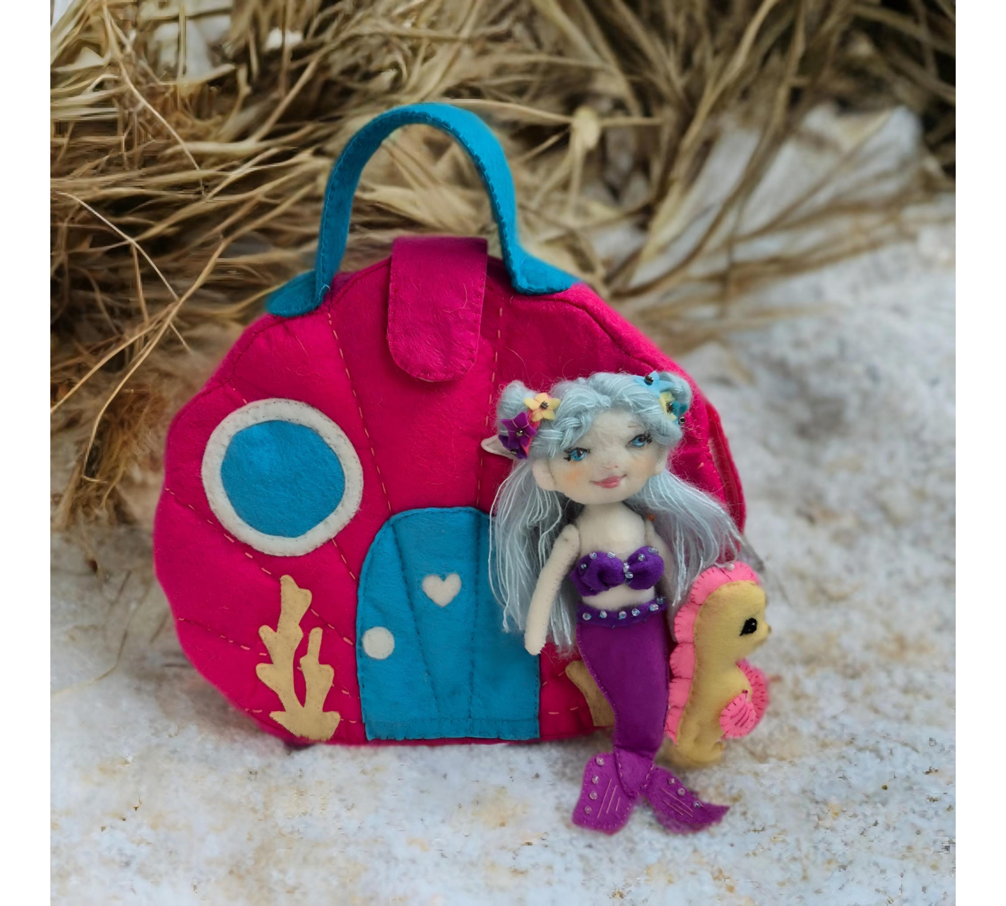 Felt Mermaid Dollhouse Sewing Pattern PDF – Travel Bag with Mermaid Doll