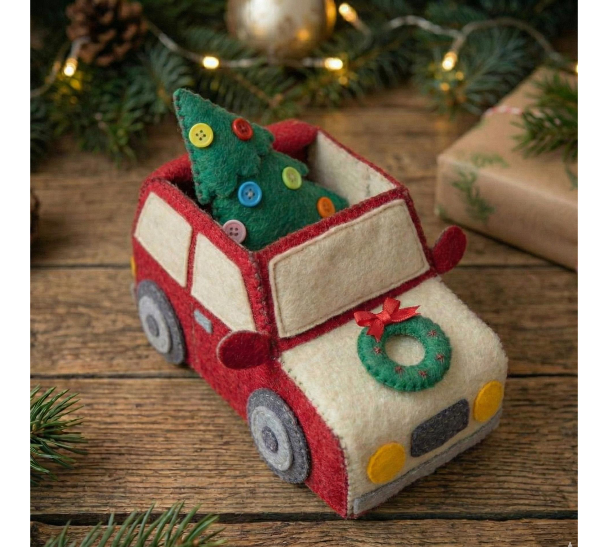 Christmas Felt Car Sewing Pattern PDF – Doll Accessory for 15–22 cm Toys