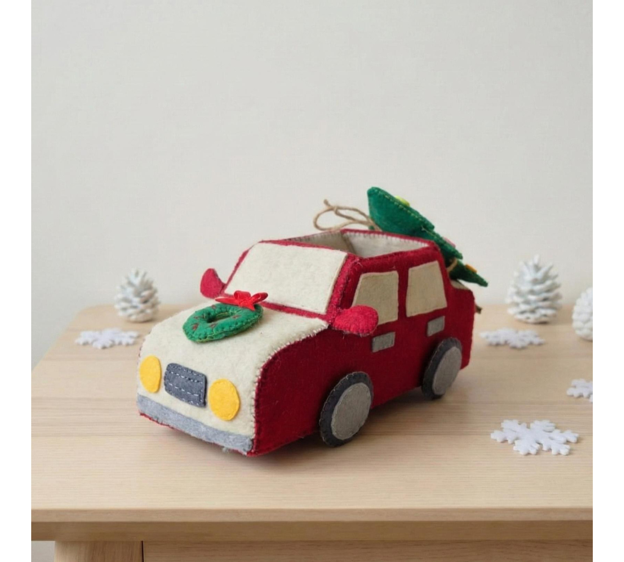 Christmas Felt Car Sewing Pattern PDF – Doll Accessory for 15–22 cm Toys