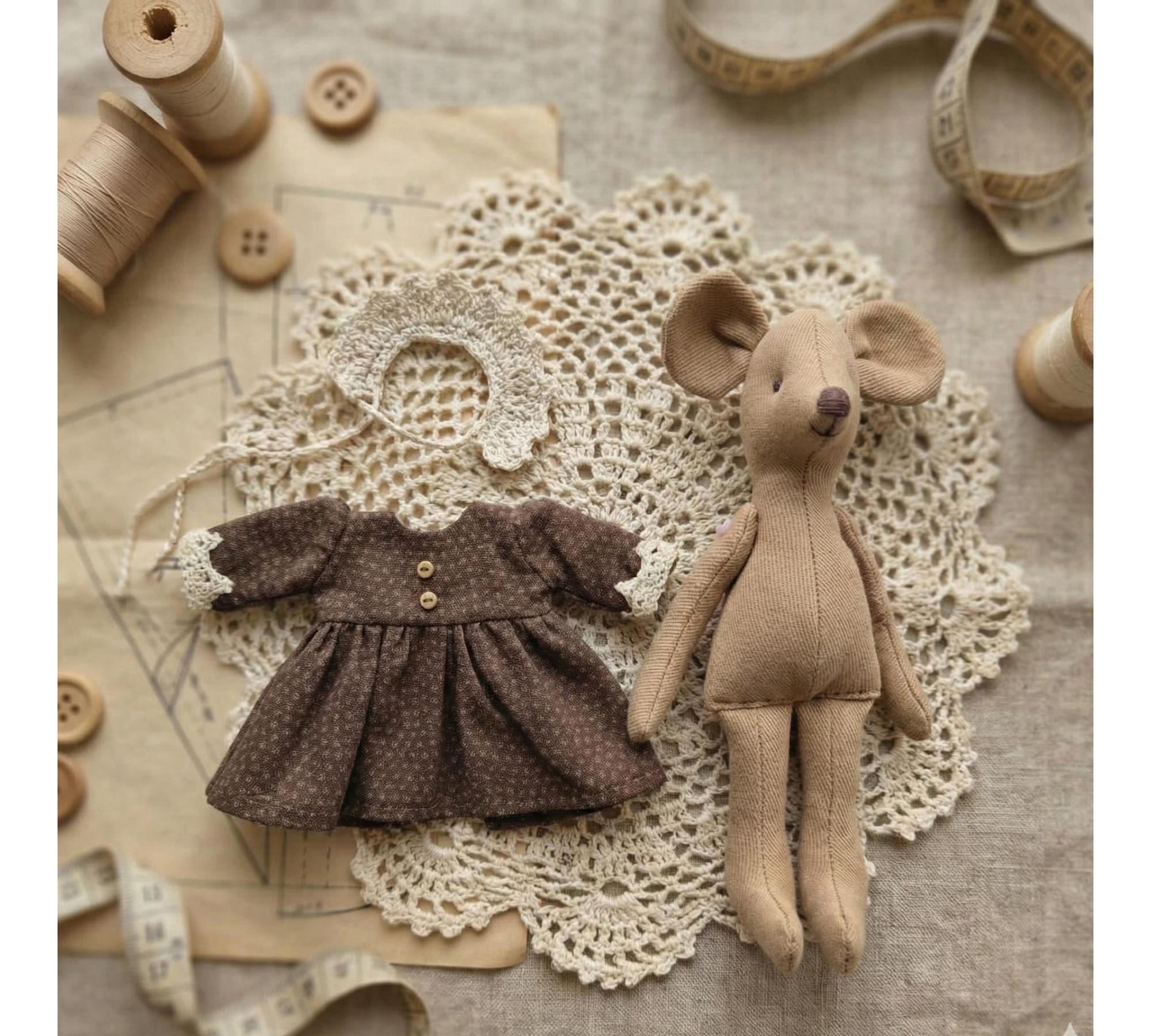Mouse Family Sewing Pattern PDF – Cute Stuffed Mice with Clothes (Soft Doll Tutorial)