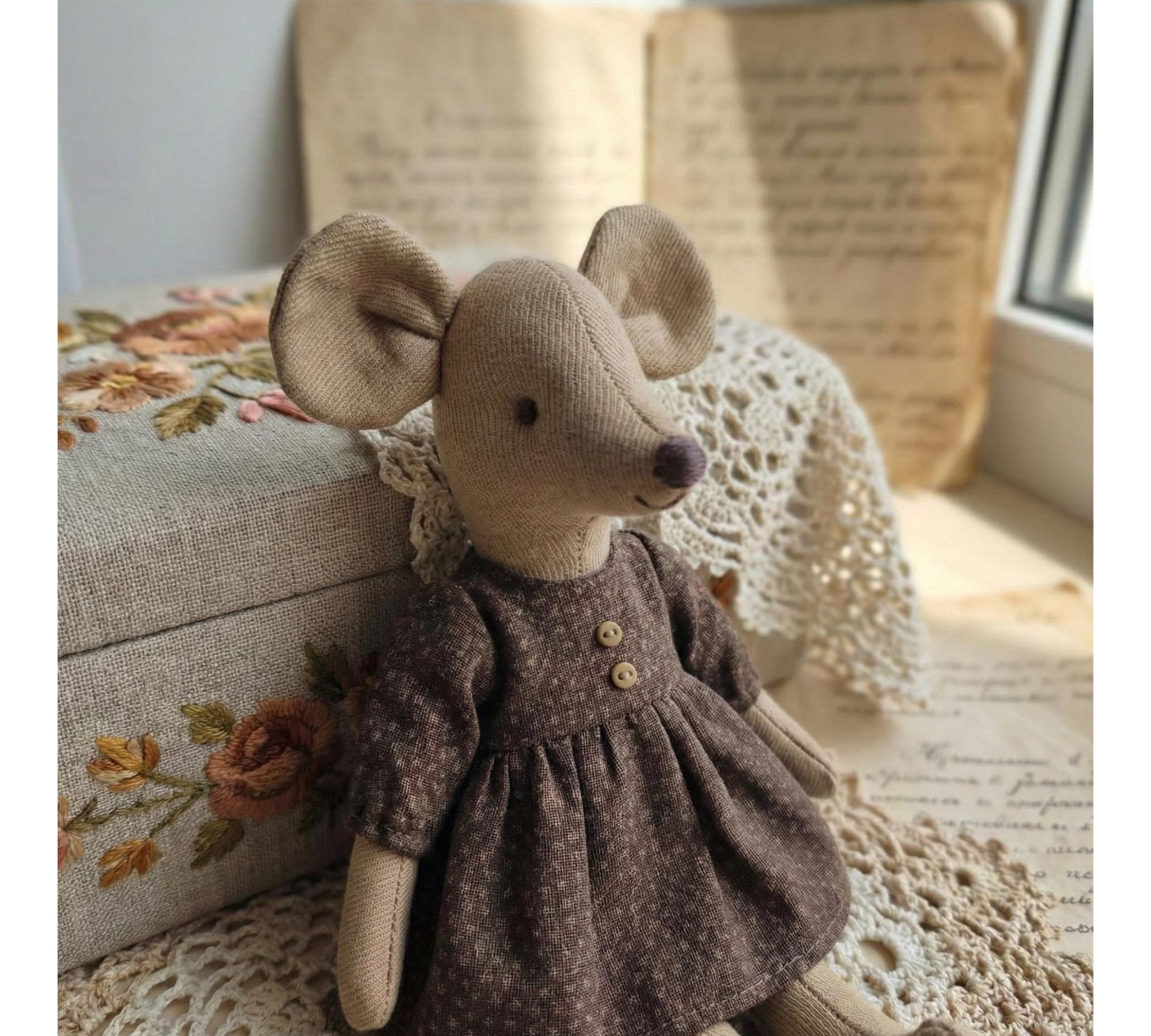 Mouse Family Sewing Pattern PDF – Cute Stuffed Mice with Clothes (Soft Doll Tutorial)