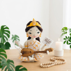 Saraswati Doll Sewing Pattern PDF – Felt Hindu Inspired Goddess Plush (15 cm)
