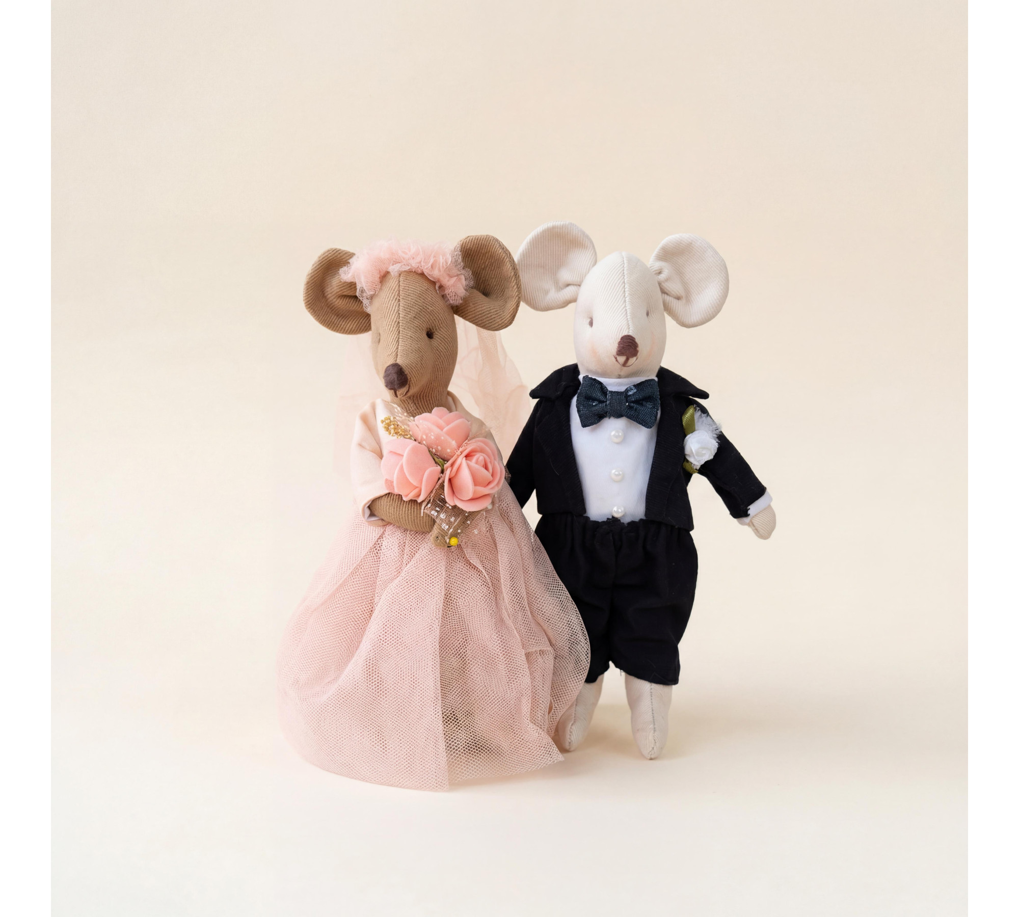 Wedding Mouse Sewing Pattern PDF – Bride and Groom Mouse Doll Tutorial with Clothes
