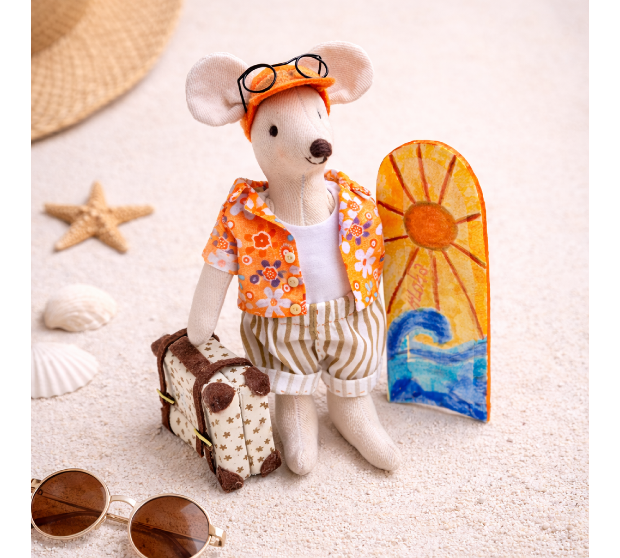 Hawaii Mouse Family Sewing Pattern PDF – Mice with Clothes and Accessories