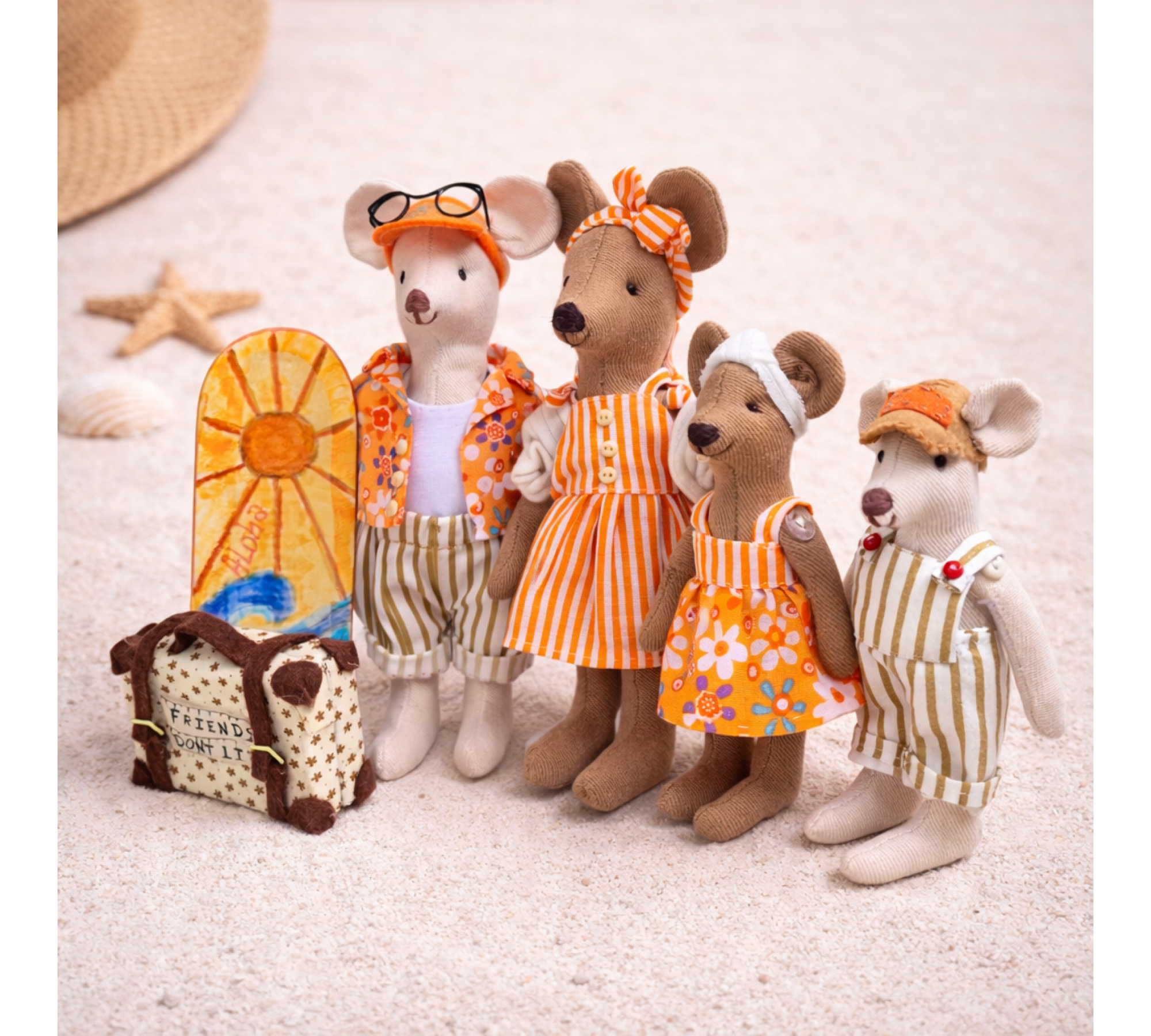 Hawaii Mouse Family Sewing Pattern PDF – Mice with Clothes and Accessories