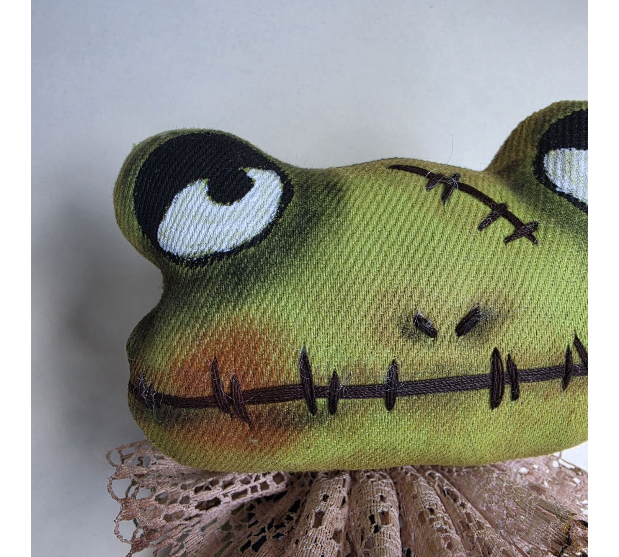 Halloween Frog Doll Sewing Pattern PDF – Primitive Attic Cloth Doll