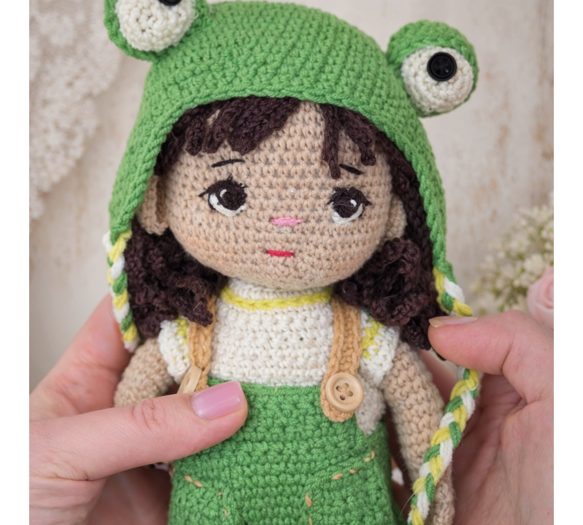 Auri Frog Hat Doll Crochet Pattern PDF – 9 Inch Amigurumi Doll