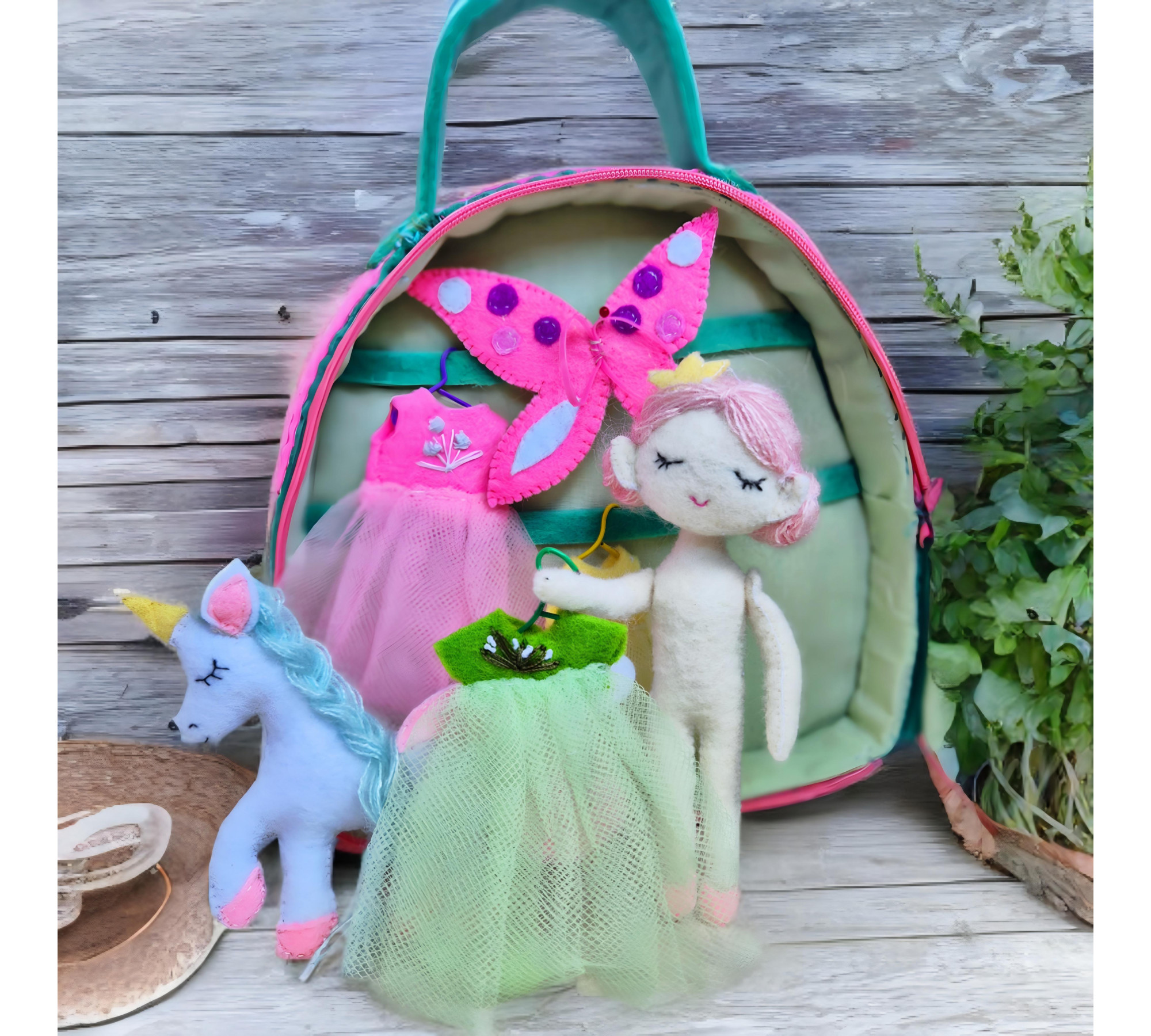 Felt Fairy Dollhouse Sewing Pattern PDF – Travel Toy Bag with Fairy Doll and Unicorn