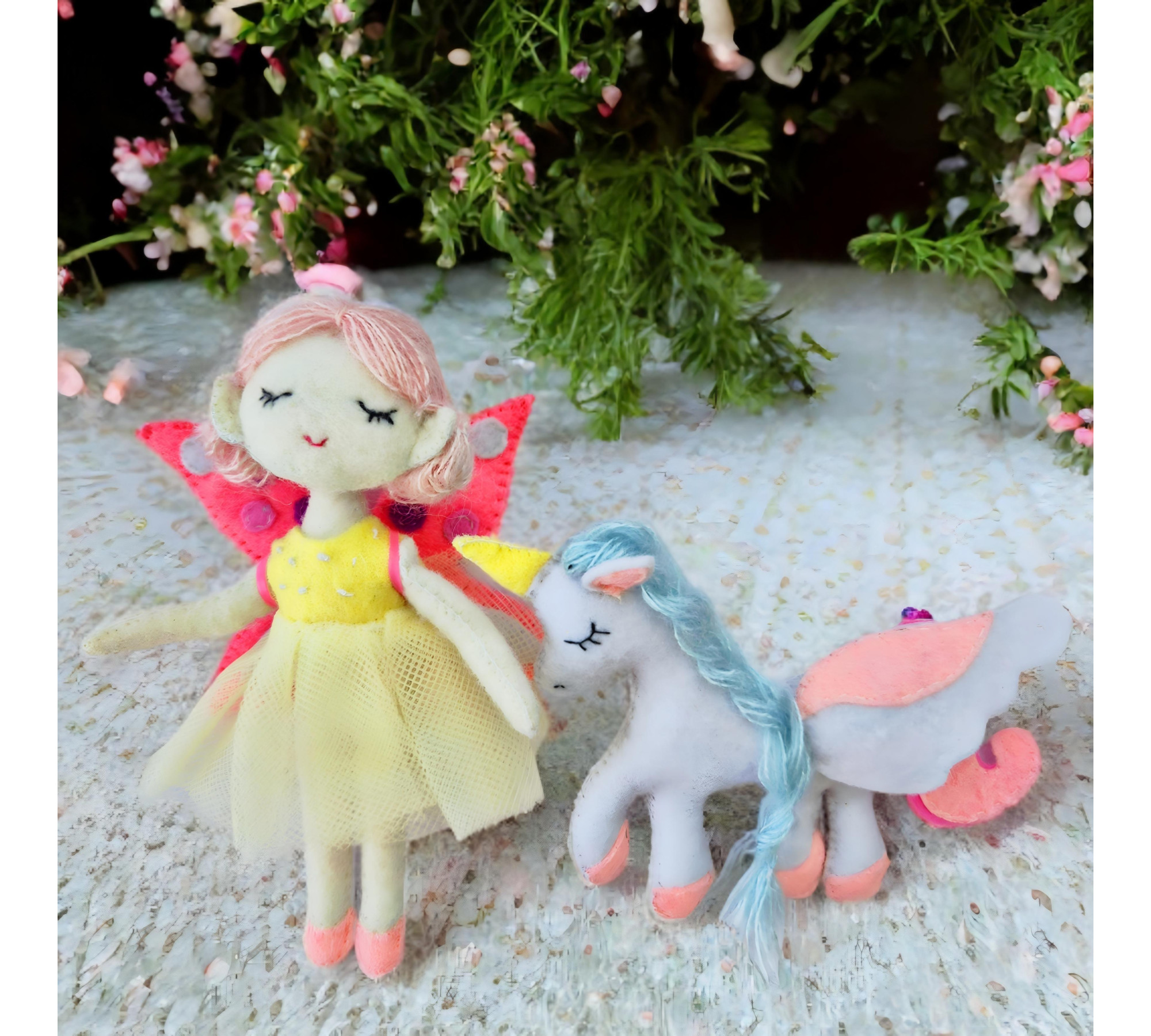 Felt Fairy Dollhouse Sewing Pattern PDF – Travel Toy Bag with Fairy Doll and Unicorn