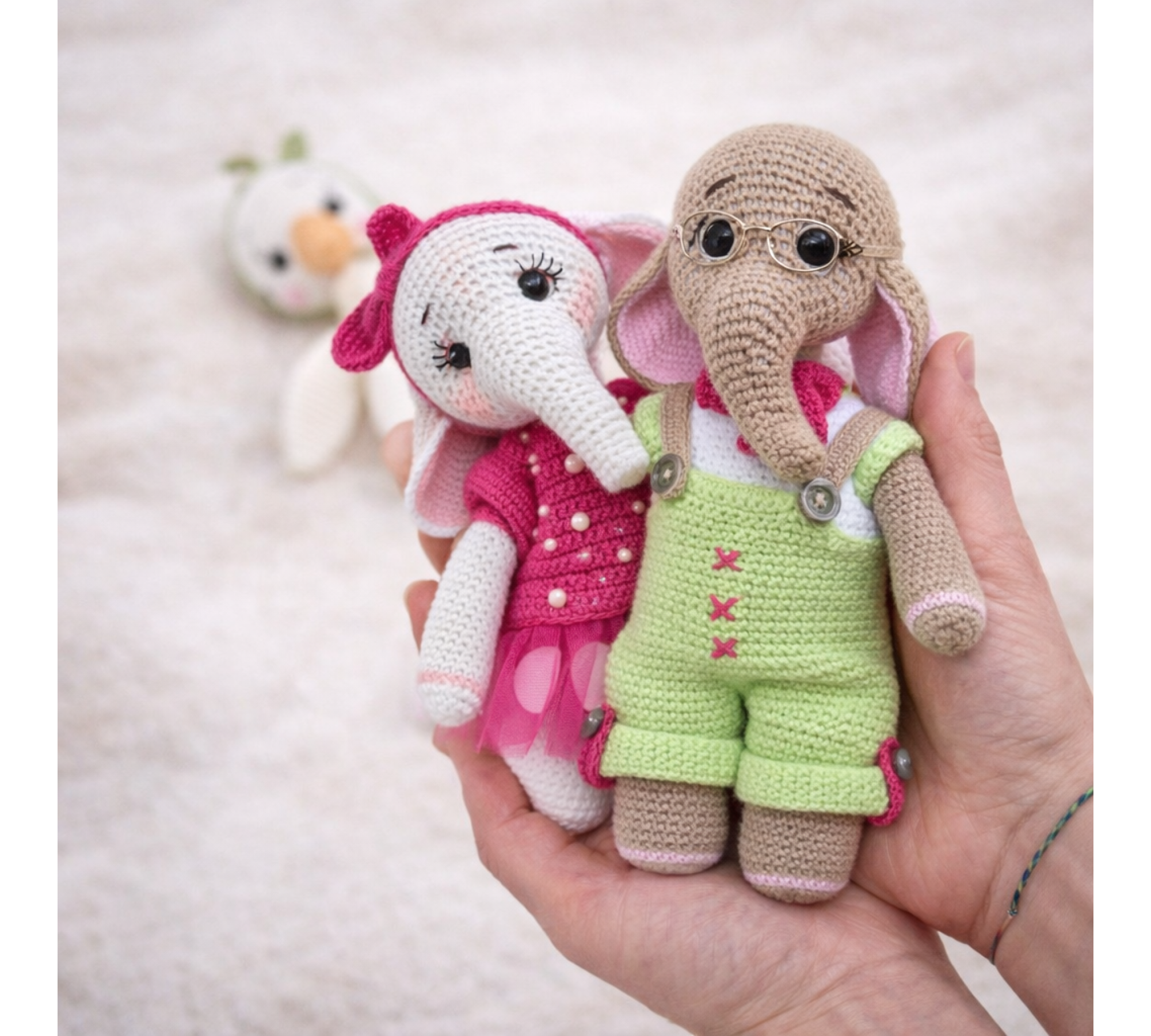 Crochet Elephant Pattern PDF – Amigurumi Doll with 2 Outfits, 8.5 Inch