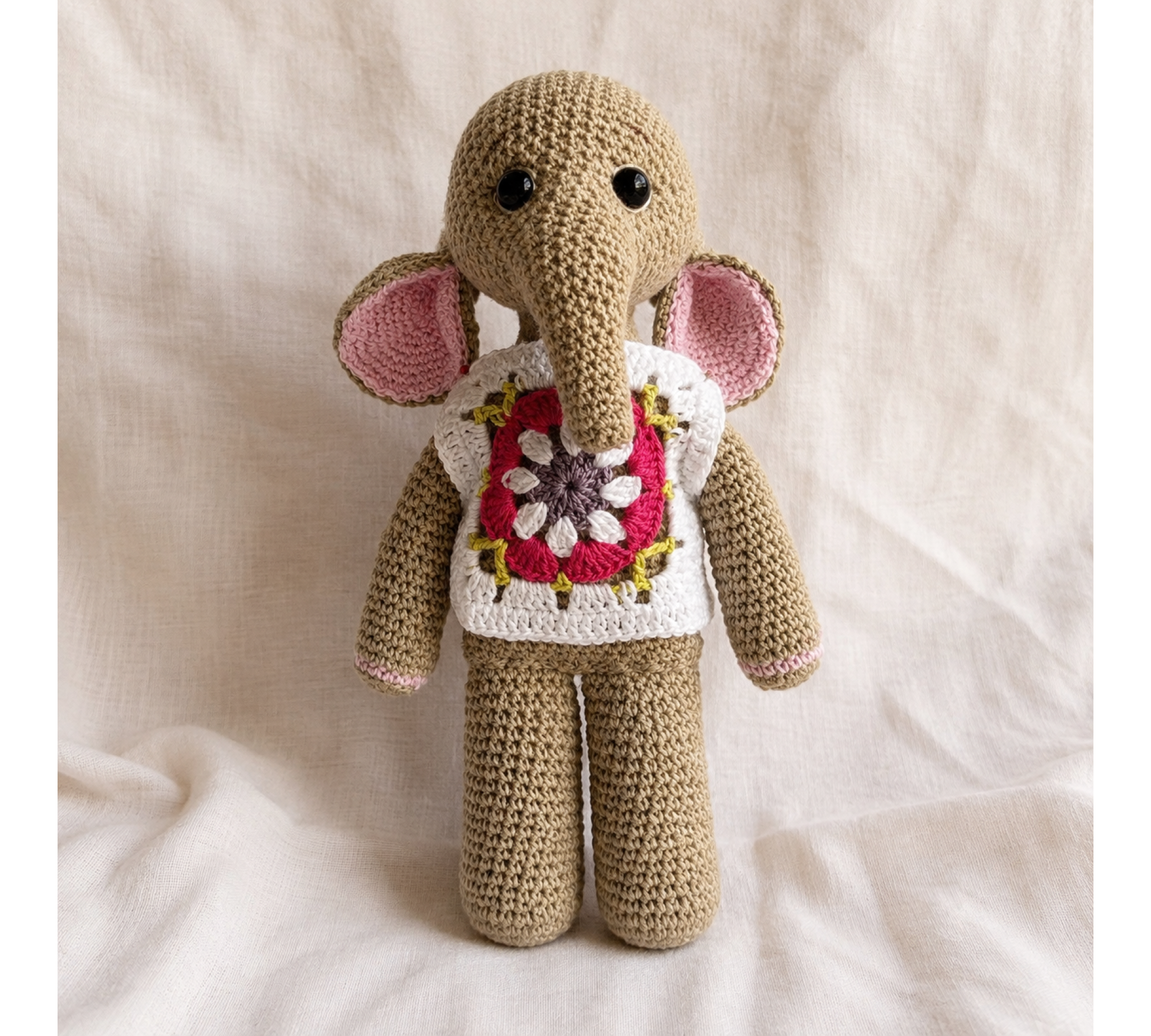 Crochet Doll Outfit Pattern PDF – Granny Square Top & Shorts for 7–9 Inch Dolls