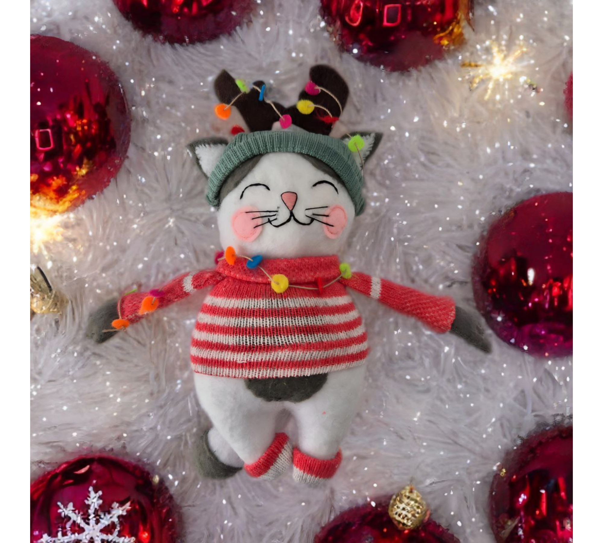 Christmas Cat Felt Sewing Pattern PDF – 6 Inch Doll with Reindeer Hat & Sweater